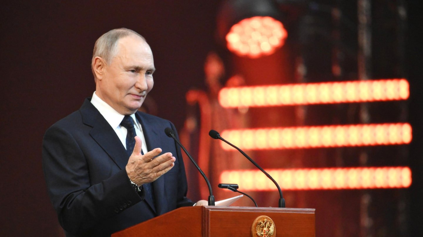 El líder ruso, Vladimir Putin, en una conmemoración en San Petersburgo.