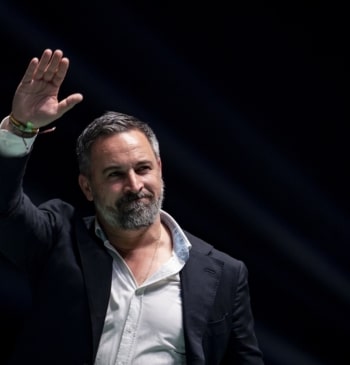 El hiperliderazgo en Vox: "Sólo Abascal es imprescindible"