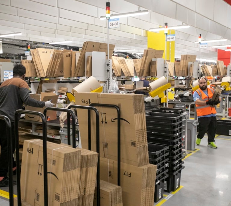 Amazon batió su récord de entregas rápidas para clientes Prime en 2024