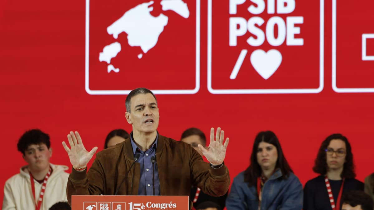 El líder del PSOE y presidente del Gobierno, Pedro Sánchez, interviene en la apertura del congreso del partido en Baleares.