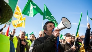 Asaja, la mayor entidad agraria y próxima a Vox, pide rebelarse contra Trump por sus aranceles al campo