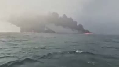 Un petrolero y un carguero se incendian tras colisionar junto a las costa de Reino Unido