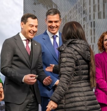 Sánchez, Montero e Isabel Rodríguez "compiten" con Moreno Bonilla en la entrega [...]