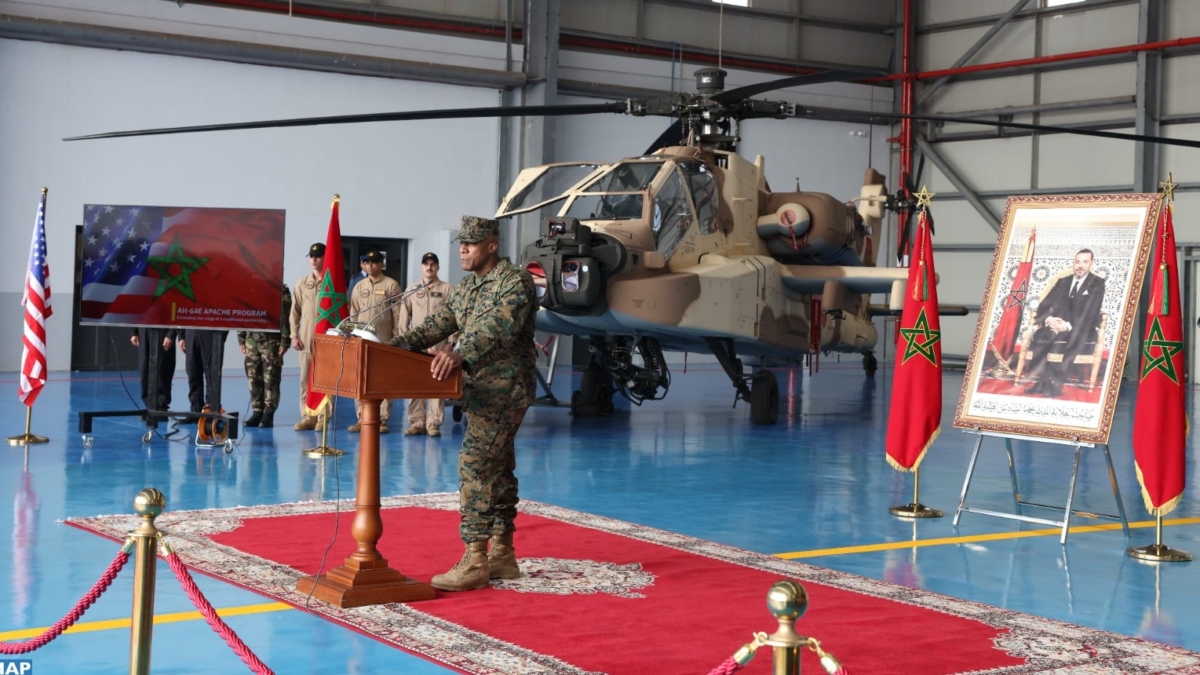 EEUU entrega a Marruecos los primeros helicópteros de combate Apache en plena carrera armamentística con Argelia