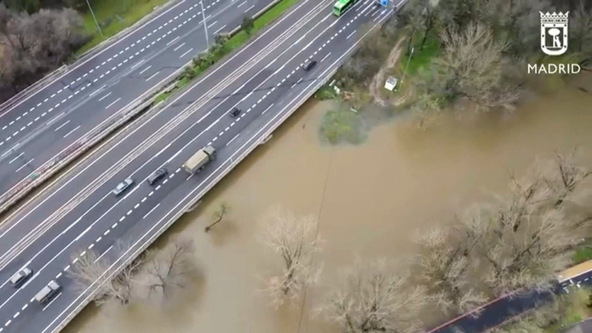 El paso de la borrasca Martinho ha vuelto a dejar lluvias este viernes en la Comunidad de Madrid