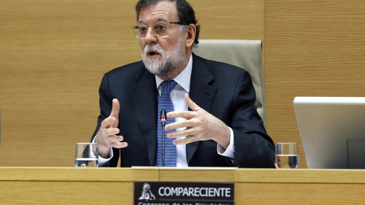 El expresidente del Gobierno, Mariano Rajoy, comparece en la comisión de investigación del Congreso sobre la 'Operación Cataluña', este miércoles