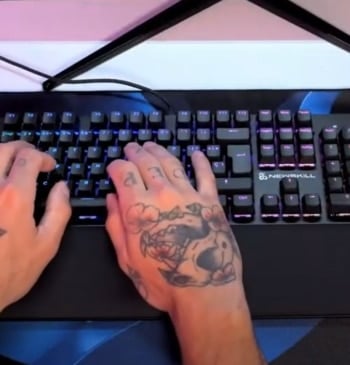 PcComponentes tira el precio de este teclado gaming ¡solo los Días Naranjas!