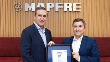 MAPFRE obtiene la certificación ISO 31030 de AENOR, que fomenta la correcta gestión de riesgos en los viajes de sus profesionales